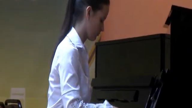 Играет Анна-Мария Хайдукович смотреть онлайн