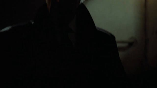 Голый пистолет, неудачная операция Нордберга смотреть онлайн