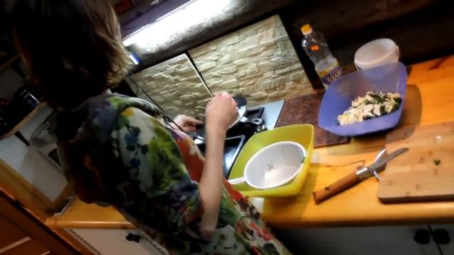 НА КУХНЕ С ДЖЕКИ / ПИРОГ СО СНЫТЬЮ ОТ ДЖЕКИ / БЫСТРЕЕ ВКУСНЕЕ ПОЛЕЗНЕЕ смотреть онлайн