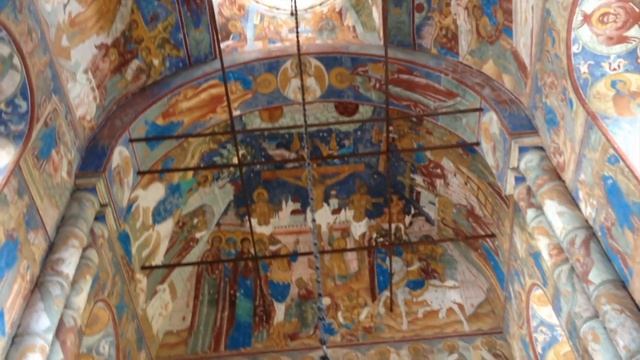 Хор в Ростовском кремле смотреть онлайн