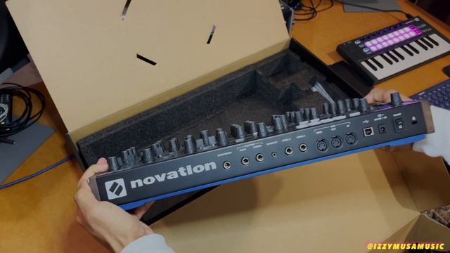 Novation Peak Synthesizer Unboxing And Setup! смотреть онлайн