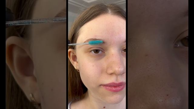 Хочешь такие же брови? Как тебе окрашивание? #окрашиваниебровей #ламинированиебровей #омск смотреть онлайн