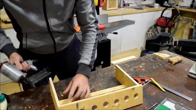 Полка для токарных резцов. Своими руками. Из обрезков фанеры смотреть онлайн