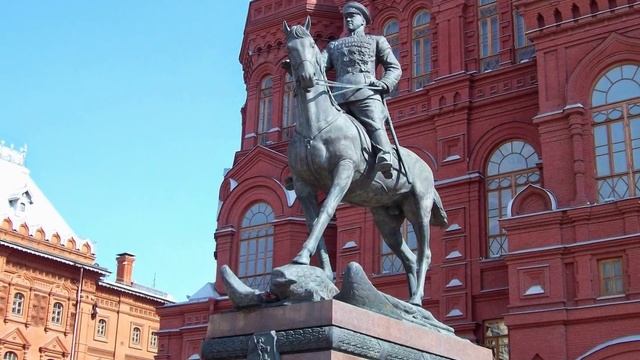 Прогулка по Красной площади в Москве смотреть онлайн