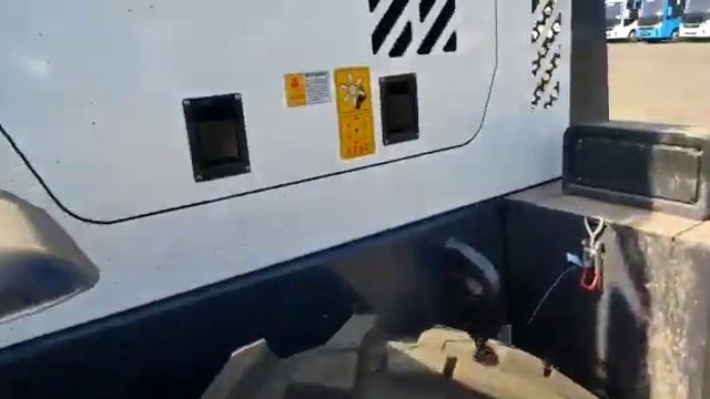 Фронтальный погрузчик ZL30 смотреть онлайн