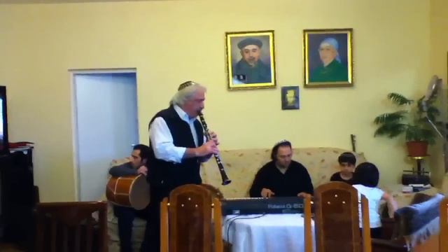 Авик на кларнете смотреть онлайн