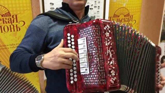 Интервью гармониста - самородка о лучшей гармони смотреть онлайн