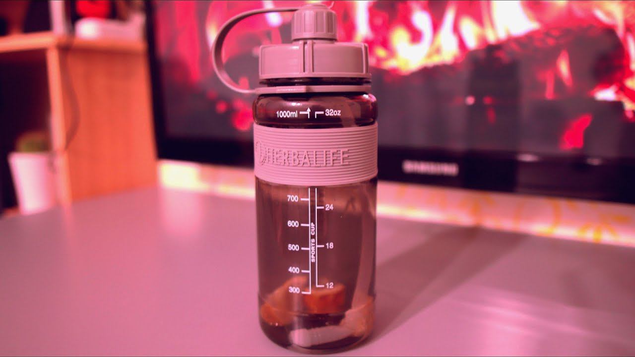 Спортивная бутылка для воды Herbalife. Классная бутылка по хорошей цене! смотреть онлайн