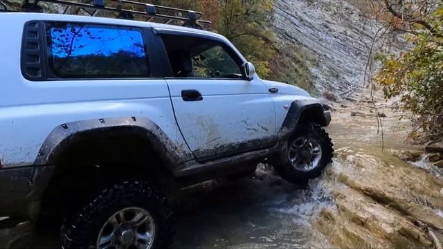 Нивы & Тагер.Нивы приехали ушатать тагер))) смотреть онлайн