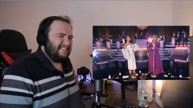 MERRY XMAS! Kelly Clarkson & Ariana Grande - Santa, Can't You Hear Me - TEACHER PAUL REACTS