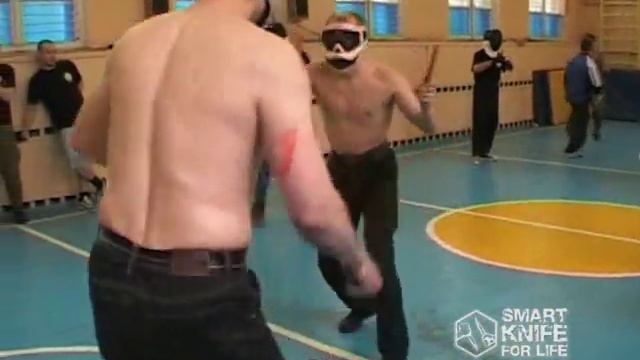 ножевой бой - Шлем или маска, очки не спасают нос и губы смотреть онлайн