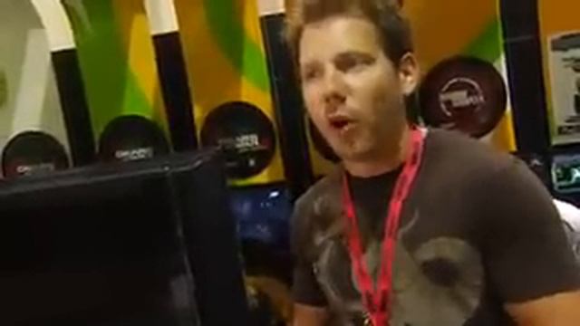 Xbox at Comic Con 2009 - Gears of War 2: Dark Corners смотреть онлайн