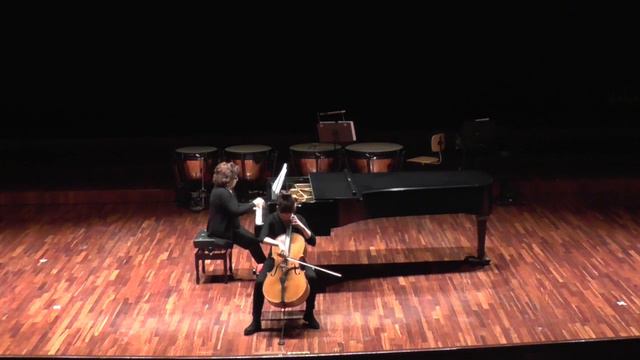 Concierto de Navidad 2019 - Luz Covadonga Ramírez, violonchelo смотреть онлайн