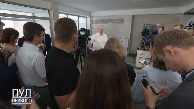 🔥🔥🔥Лукашенко об украинцах: "Хорошие люди! А нацики - это те, кто сверху!" смотреть онлайн
