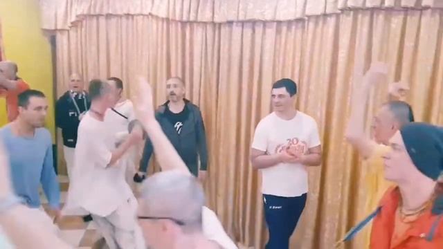 ??Взрывной Киртан! ? Экстаз! 28.02.2021 Встреча учеников Шрилы Индрадьюмны Свами в Нью Майапуре? смотреть онлайн