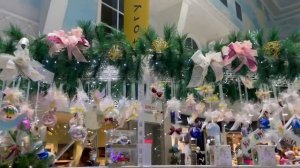 ТЦ Гринвич Екатеринбург. Фуд-корт. Новогодние игрушки