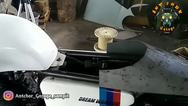 Custom CAFE RACER basic yamaha byson ( kornet portable) || Antchor Garage смотреть онлайн