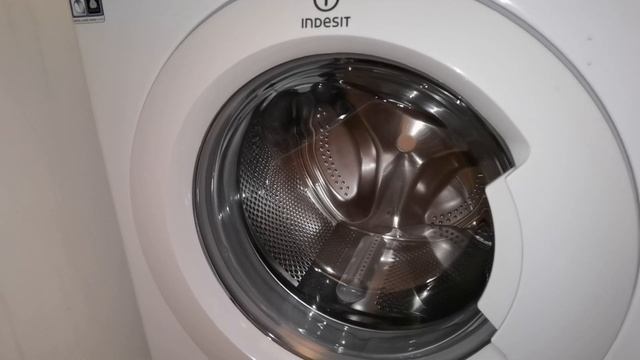 Indesit Innex XWE 81283 Washing Machine смотреть онлайн