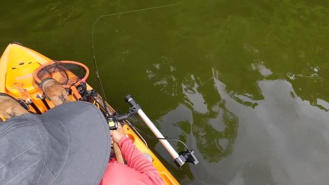 Flipping and Pitching for Bass and Crappie?? Kayak Fishing Acton Lake, Ohio смотреть онлайн