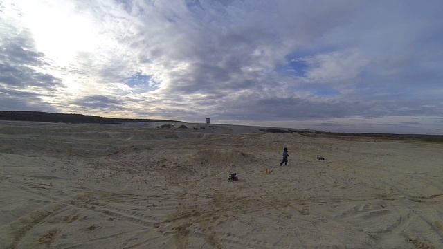 Yi Kong Desert Fighter DF7 Short Course смотреть онлайн