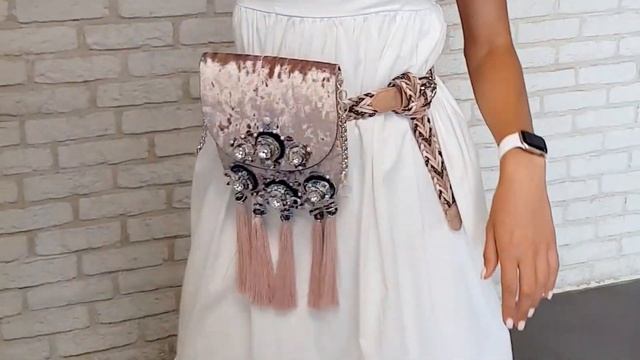 Сумочки с вышивкой от кутюр. Образы с украшениями смотреть онлайн