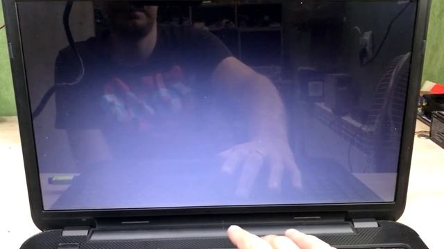 How to enter and configure the BIOS DELL inspiron 3737 laptop to install WINDOWS 7, 8, 10 from a US смотреть онлайн