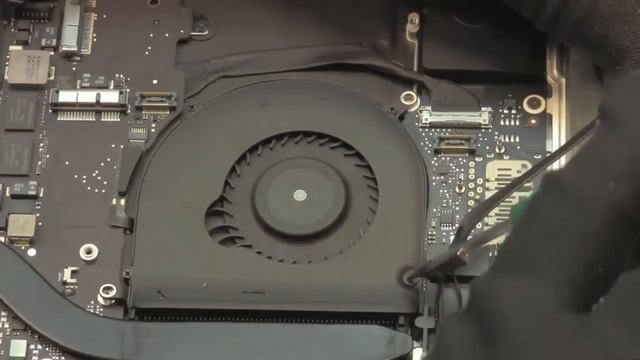 Ремонт MacBook Pro Retina замена тачпада (трекпад) смотреть онлайн