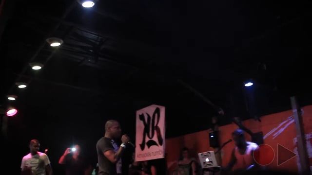 Dead Prez @ Red 7 - "Radio Frequency" & "That's War" смотреть онлайн