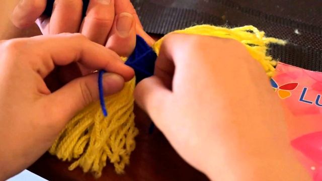 Синичка из ниток смотреть онлайн