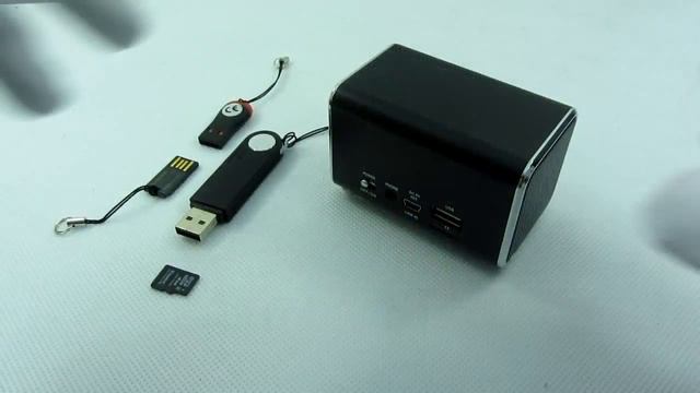 GŁOŚNIK SPEAKER MEGABASS MINI + MP3 SD USB RADIO GOK726D смотреть онлайн