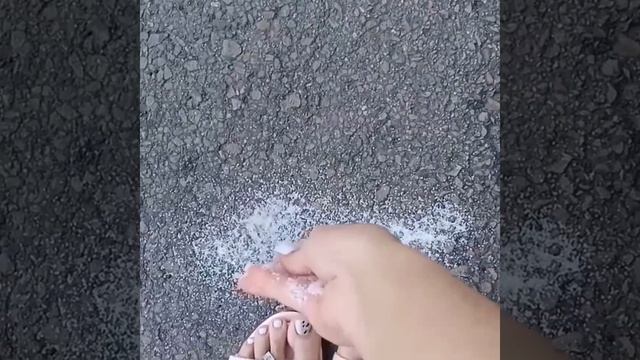 Обязательно сделайте это чтобы деньги липнули к вам как сахар Магия сахара творит чудеса #shorts смотреть онлайн