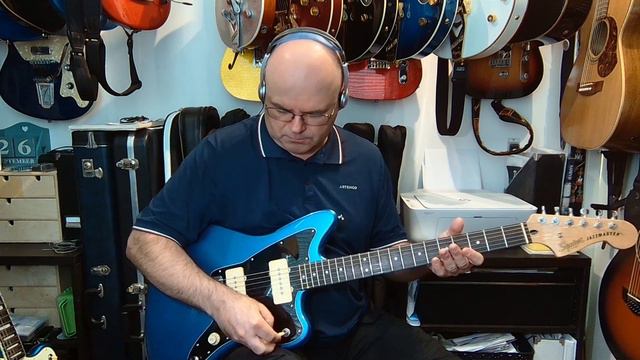 Squier Affinity Jazzmaster vs. Harley Benton JA-60CC sound comparison (no talking) смотреть онлайн