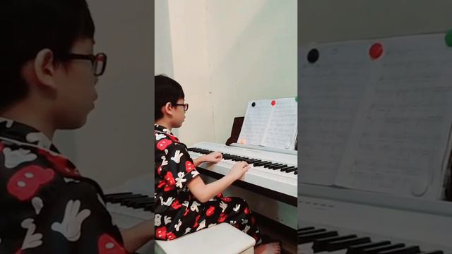 อิ่มอุ่น By Ongsa #อิ่มอุ่น #Piano #Ongsa смотреть онлайн