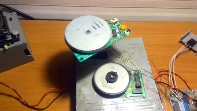 Бедини,шаговый двигатель от 5.25 дюймового привода смотреть онлайн