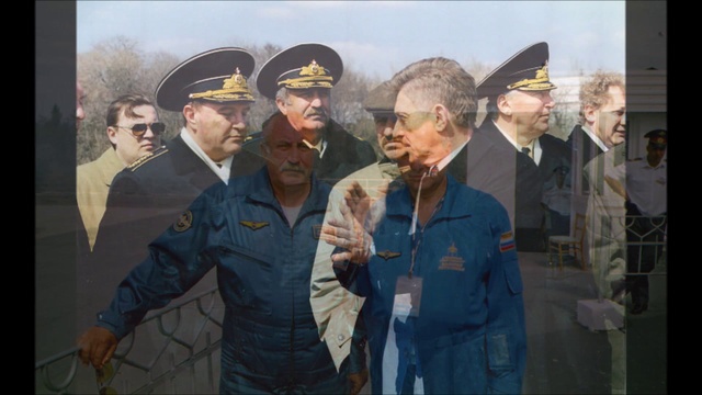 БОЕВОГО ДРУГА, ОДНОПОЛЧАНИНА по СКУЛТЕ с ЮБИЛЕЕМ! смотреть онлайн