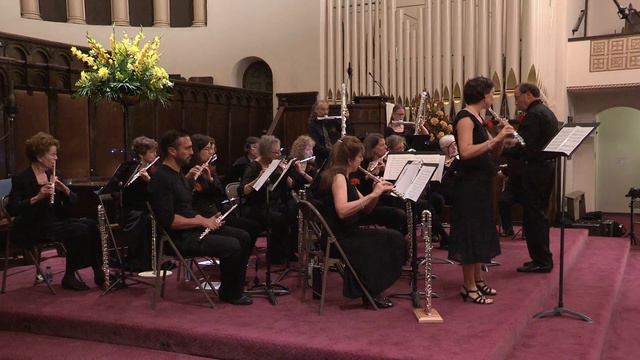 Chanson from Suite Antique performed by the Camellia City Flute Choir смотреть онлайн