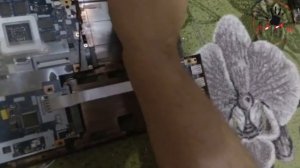 Ноутбук Acer Aspire V3-571G-736b8g75 / восстановление петли экрана,если ее оторвало \ чистка