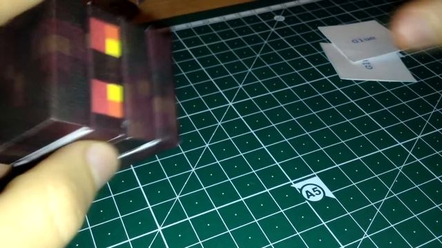 Бумажный Minecraft: Лавовый куб смотреть онлайн