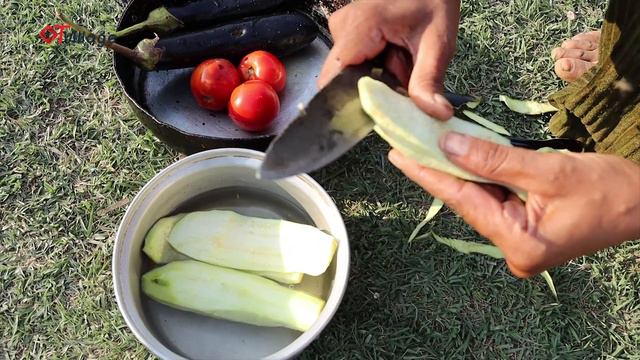 Making Lunch And Bread  _ The Nomadic Lifestyle Of Iran