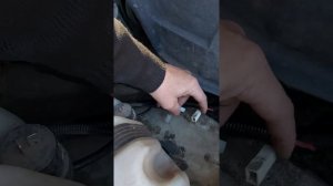 Нива Шевроле, как завести ниву Шевроле! если сломался замок зажигания.