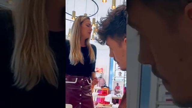 Watch this girl’s reaction when I play her request.. смотреть онлайн