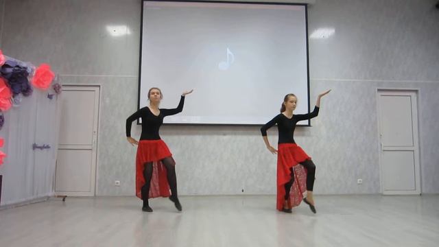 Учащиеся 6 кл. на празднике, посвященном "Дню матери" исполнили восточный танец. смотреть онлайн