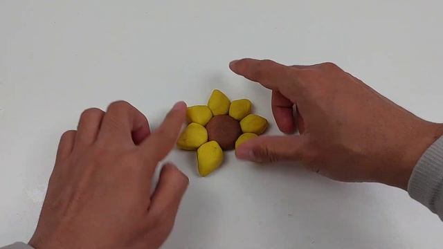 Cara Membuat Bunga Matahari Dari Plastisin | Plastisin Bunga Matahari | Kerajinan Dari Plastisin смотреть онлайн