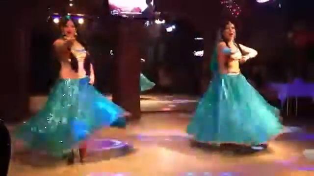 hothon pe aisi baat |Show group "Sitara" Irkutsk, Russia смотреть онлайн