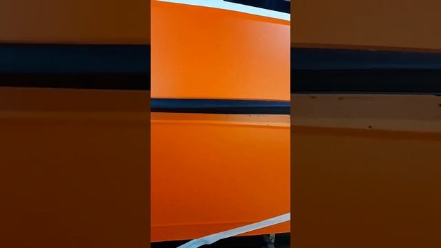 Притащили целый катер на оклейку пленкой смотреть онлайн