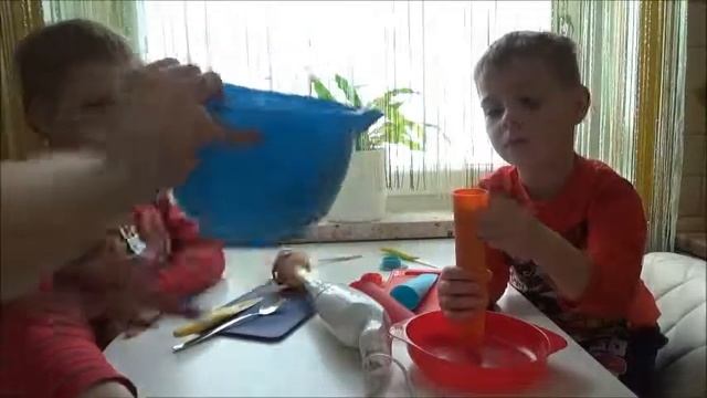 Делаем мороженое из фруктов смотреть онлайн