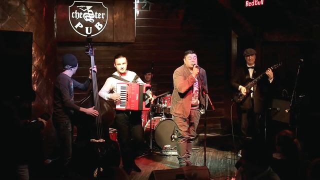 Марк Котляр - выступление в Честерпабе (Ростов-на-Дону) 2013 года - часть 1