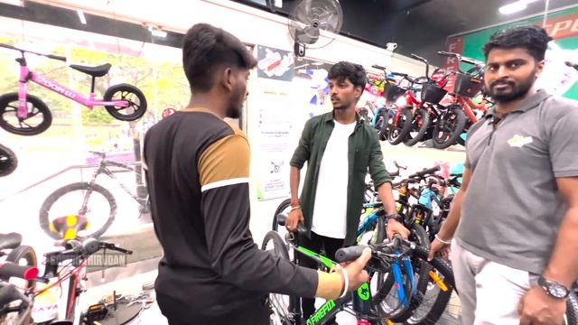 இவனுக்கு இருக்குற பிரச்னைல 4 லட்சத்துக்கு CYCLE கேக்குதாம் ?? - SOMBU THIRUDAN смотреть онлайн