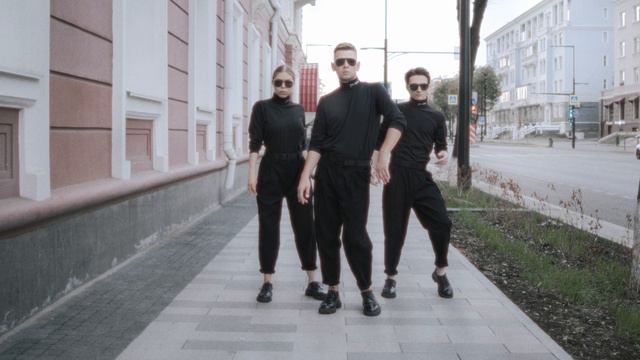 DS Crew | After Hours смотреть онлайн