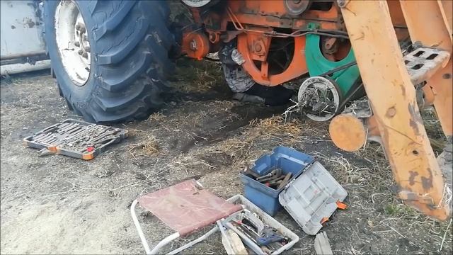 Завожу свой комбайн Нива ск-5, мелкий ремонт, чистка! смотреть онлайн